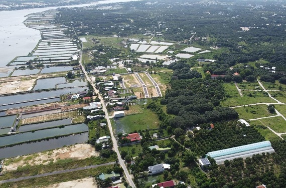 Xây dựng Đô thị mới Cam Lâm trở thành vùng động lực phát triển, hạt nhân quốc gia. Định hướng phát triển khu vực Bắc bán đảo Cam Ranh là Khu du lịch quốc gia