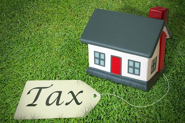 đánh thuế chuyển nhượng bất động sản