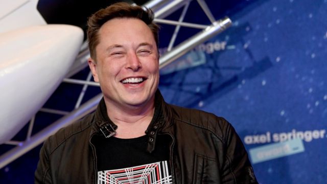 _126122747_musk_20220805173409-0545010