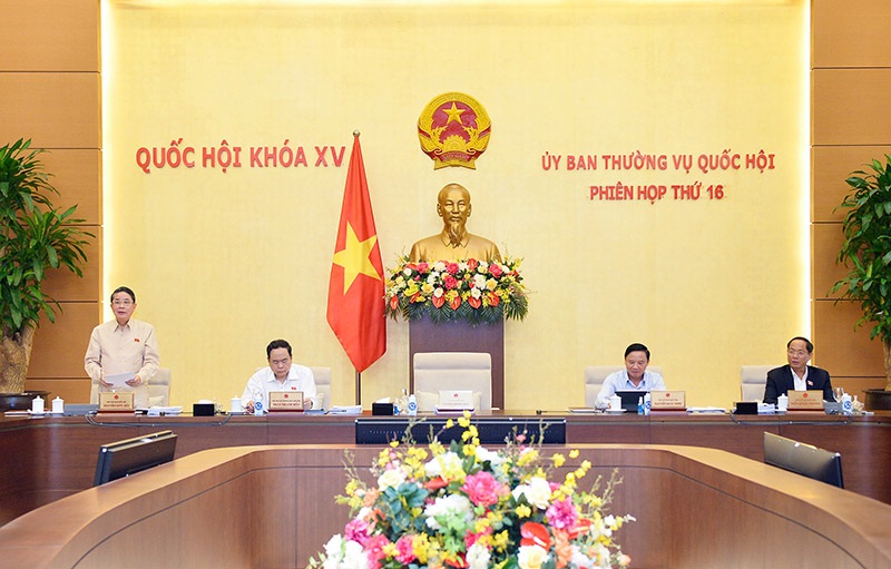 Phó Chủ tịch Quốc hội điều hành Phiên họp