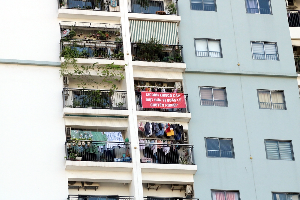 Quảng Ninh: Tòa chung cư treo biểu ngữ phản cảm, nhiều ý kiến quan tâm