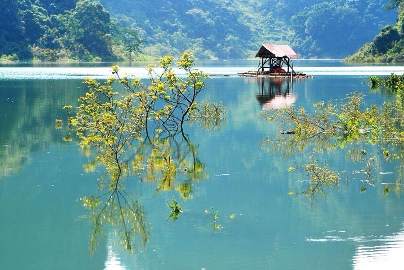 Hồ Thang Hen   Bức tranh sơn thủy hữu tình