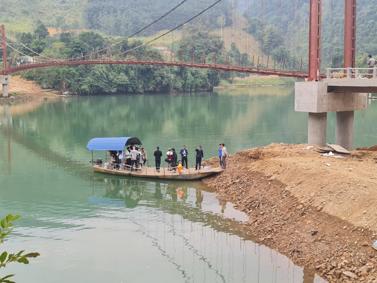 Mang niềm vui đến với học sinh vùng biên giới tỉnh Lai Châu