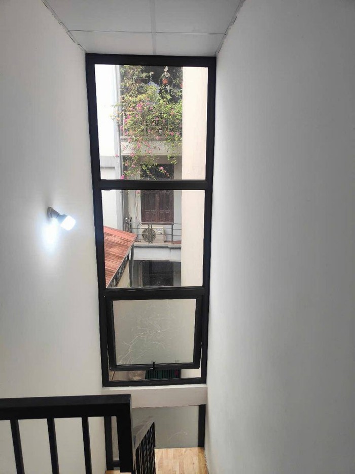 Nhà mặt tiền 1,3m rao bán hơn 3 tỉ: Chỉ có ở trung tâm Hà Nội?- Ảnh 8. Nhà mặt tiền 1,3m rao bán hơn 3 tỉ: Chỉ có ở trung tâm Hà Nội?- Ảnh 8.