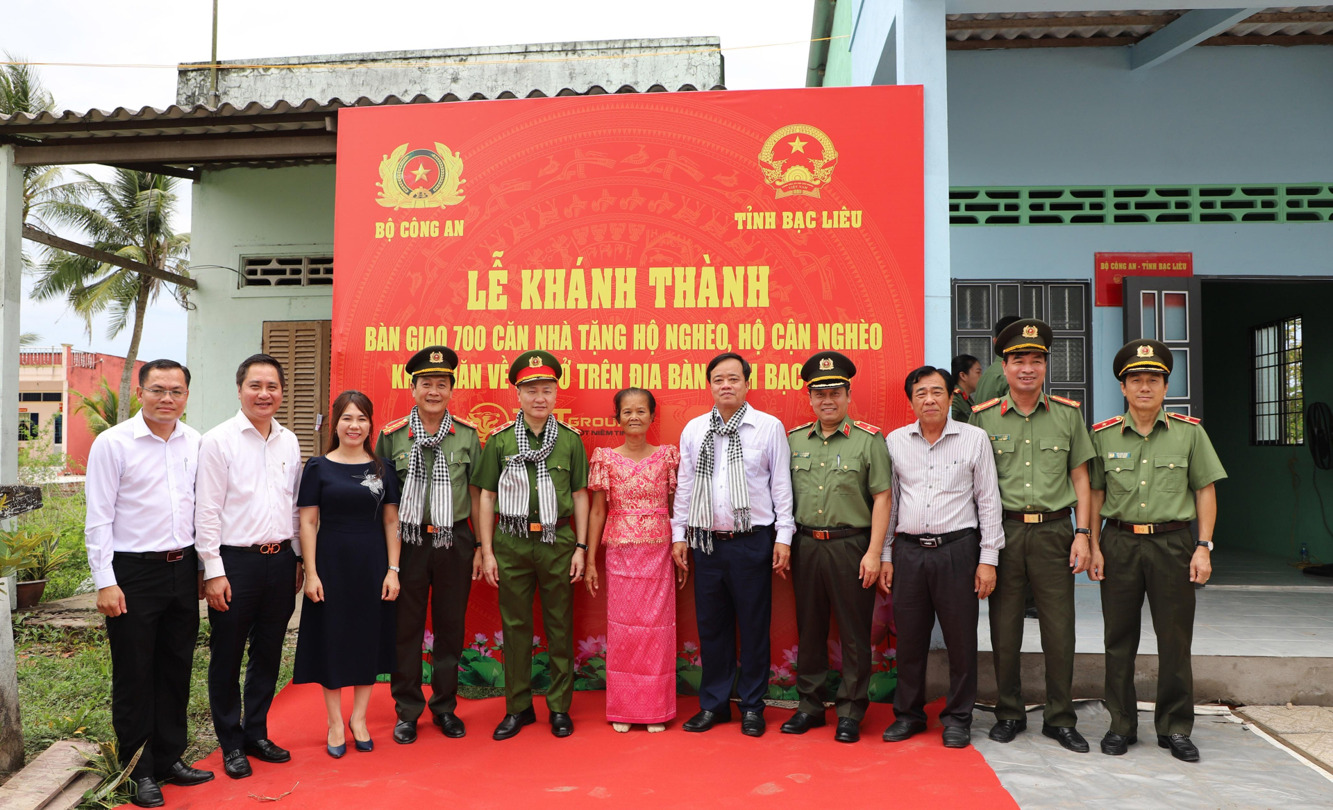 tập đoàn T&T