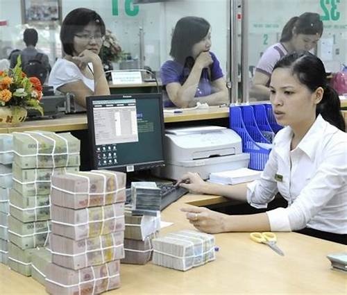 Điểm tin ngân hàng ngày 22/5: Người dân gửi tiền vào ngân hàng tăng kỷ lục