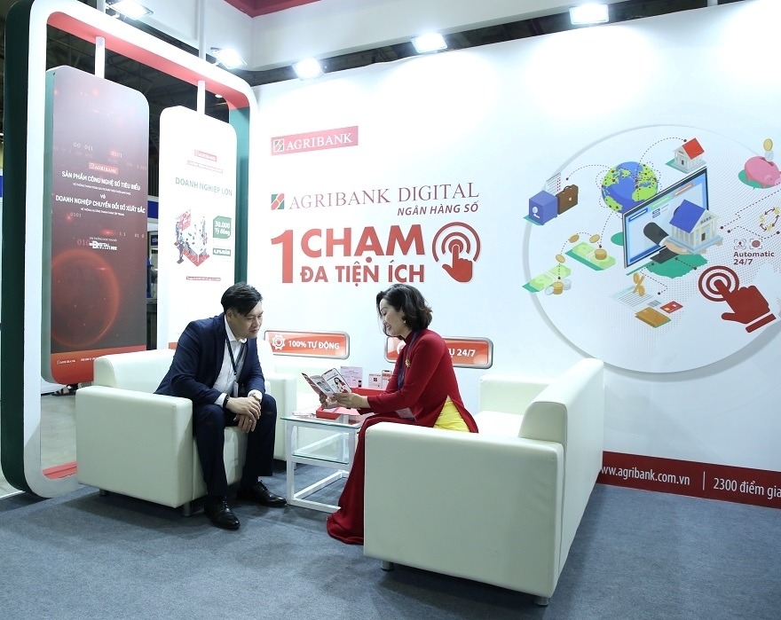 Chuyển đổi số ngành Ngân hàng 2025: Kiến tạo hệ sinh thái tài chính thông minh, nhân văn và toàn diện