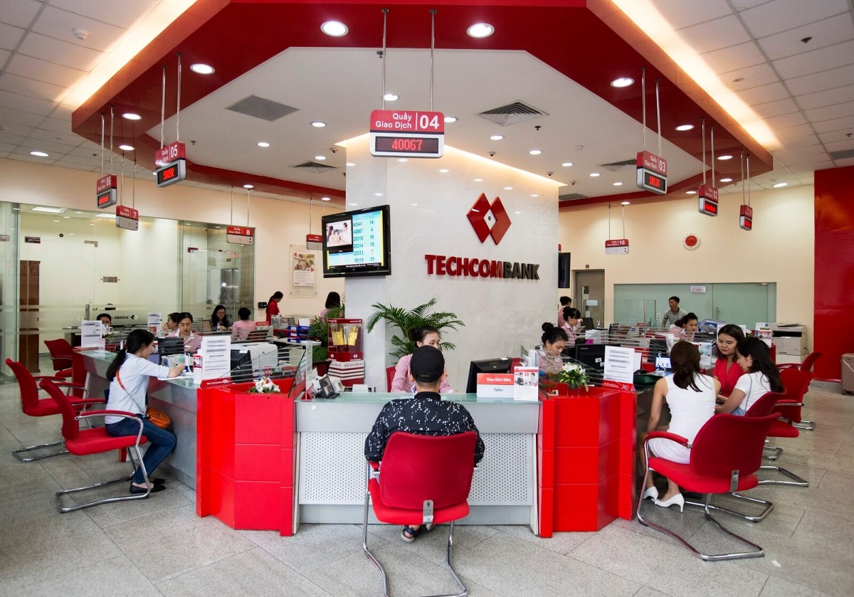 Tin tức ngân hàng nổi bật tuần qua: MB trình diễn Biz MBBank tại sự kiện chuyển đổi số