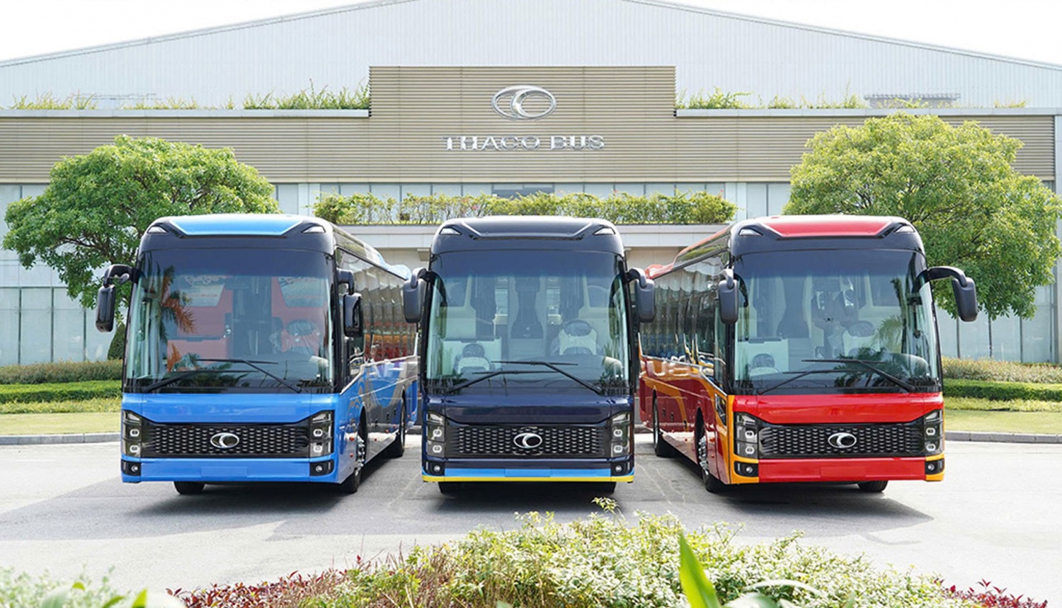 THACO Bus - Thương hiệu xe bus quốc gia vươn tầm khu vực