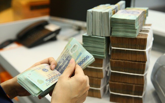 Điểm tin ngân hàng ngày 30/6: Nhiều ngân hàng chuẩn bị trả cổ tức, thưởng cổ phiếu cho cổ đông