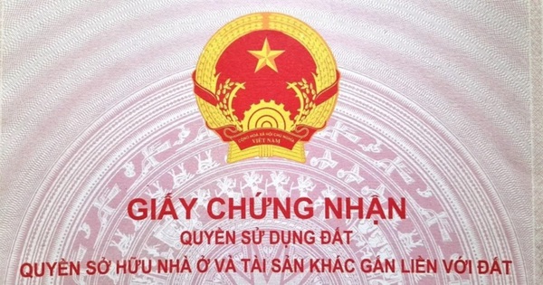 Chủ tịch ủy ban nhân dân cấp xã, phường trực tiếp ký cấp sổ đỏ. Ảnh minh họa