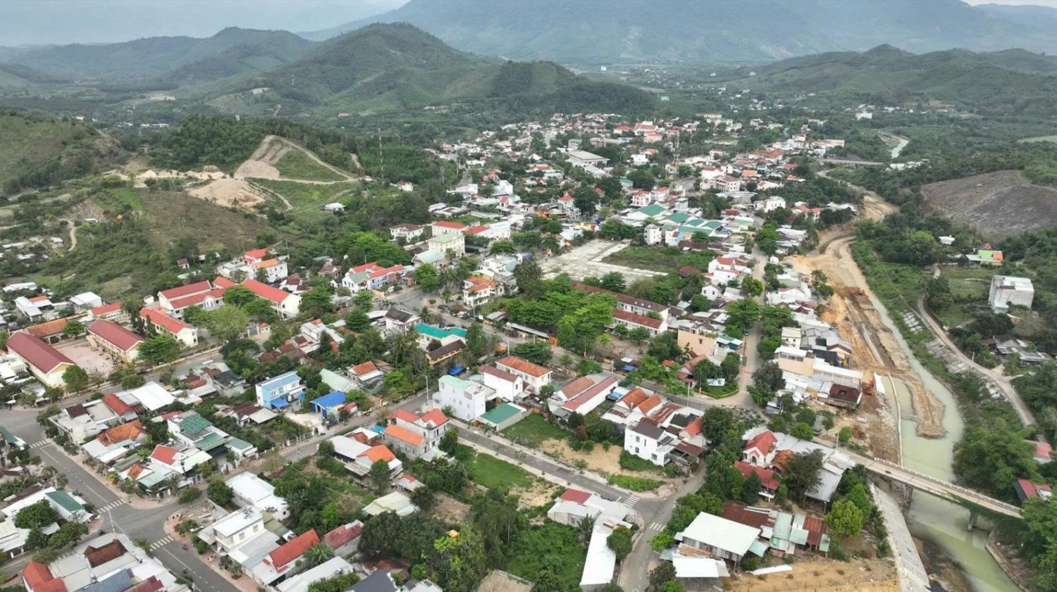 Điểm tin xây dựng - bất động sản ngày 16/7: Khánh Hòa tìm nhà đầu tư cho dự án khu đô thị 5.800 tỷ đồng