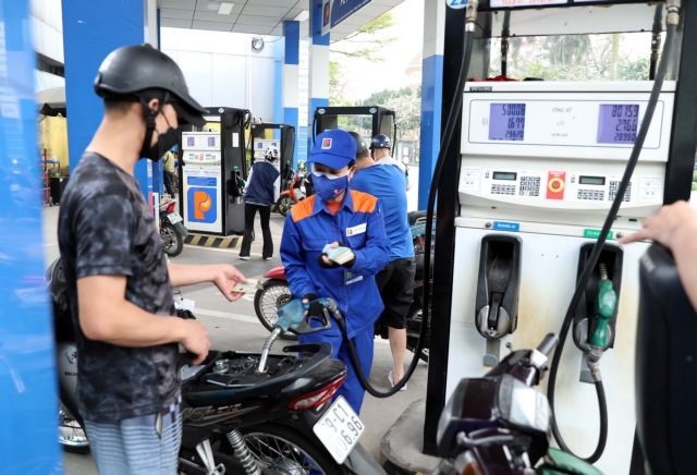 Giá xăng dầu đồng loạt giảm từ 15h ngày 17/7