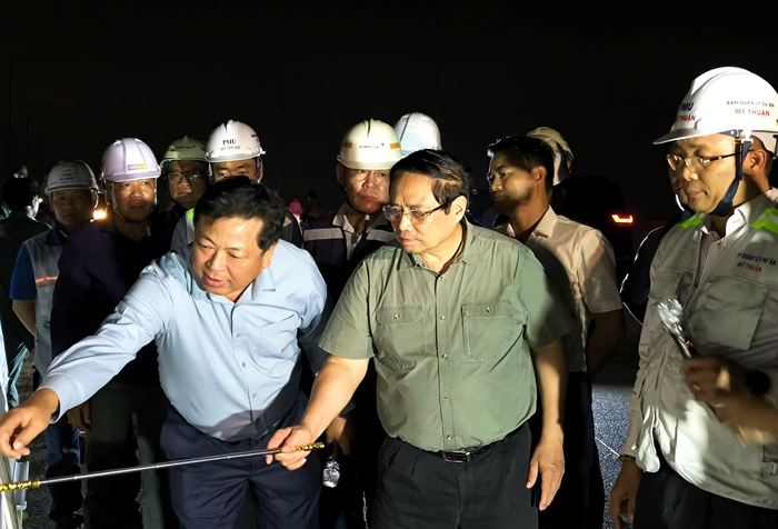 Thủ tướng Phạm Minh Chính đốc thúc tiến độ cầu Nhơn Trạch, kết nối trục giao thông chiến lược- Ảnh 2. Thủ tướng Phạm Minh Chính đốc thúc tiến độ cầu Nhơn Trạch, kết nối trục giao thông chiến lược- Ảnh 2.
