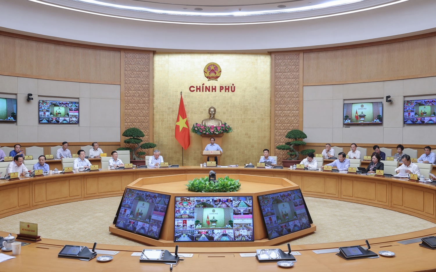 PMI đạt trên 50 điểm, tạo đà cho mục tiêu tăng trưởng