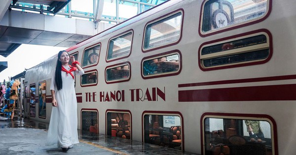 Ngành Đường sắt ra mắt đoàn tàu du lịch 