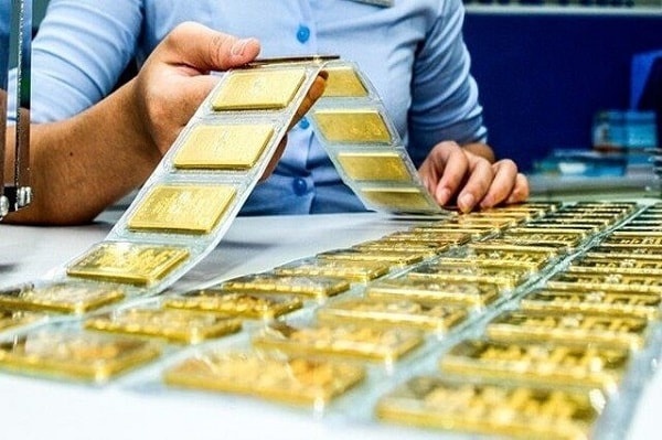 Thủ tướng chỉ đạo gỡ vướng mắc bất động sản, ổn định thị trường vàng, nâng ngưỡng chịu thuế hộ kinh doanh