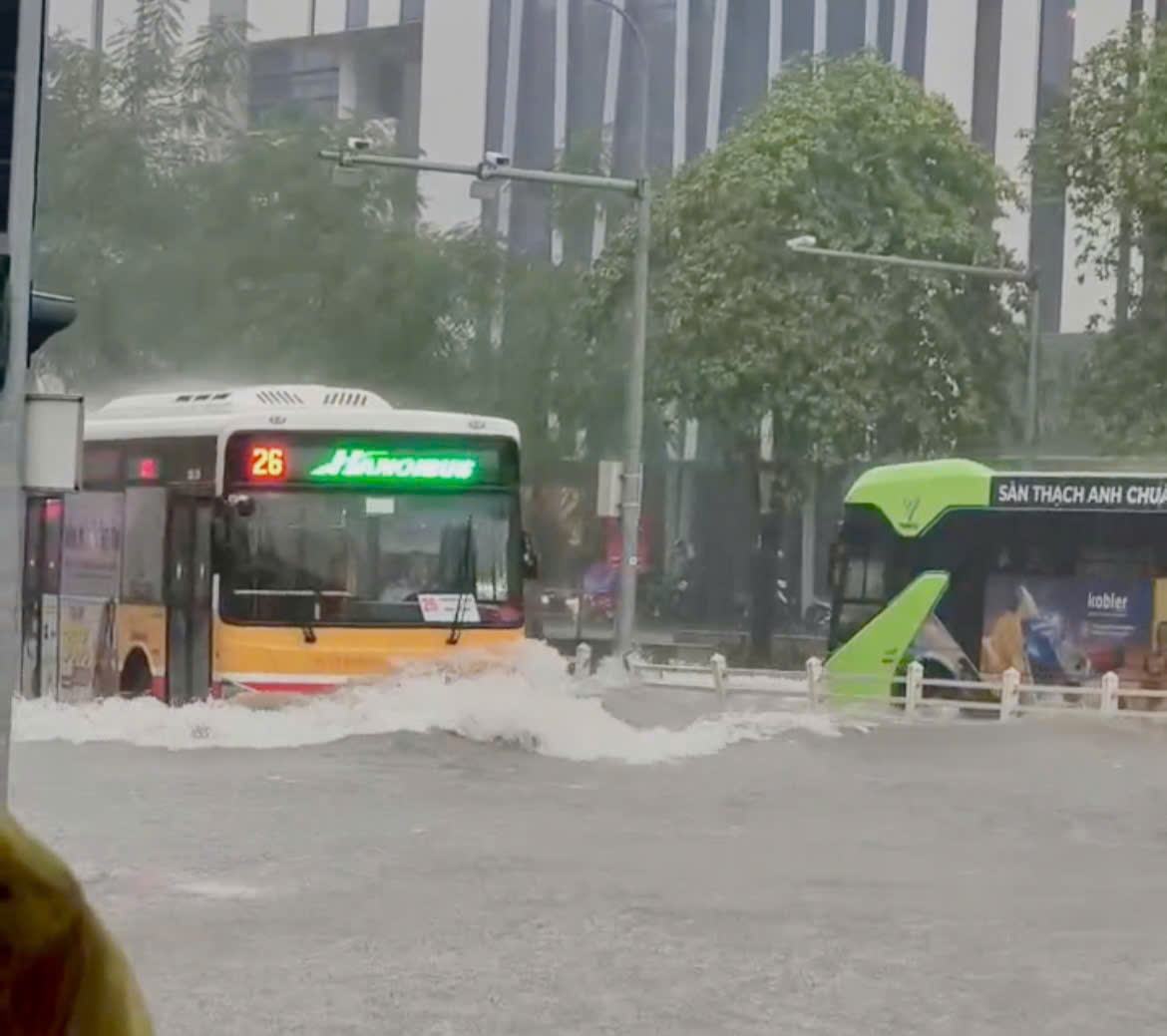Em ơi... Hà Nội lụt!