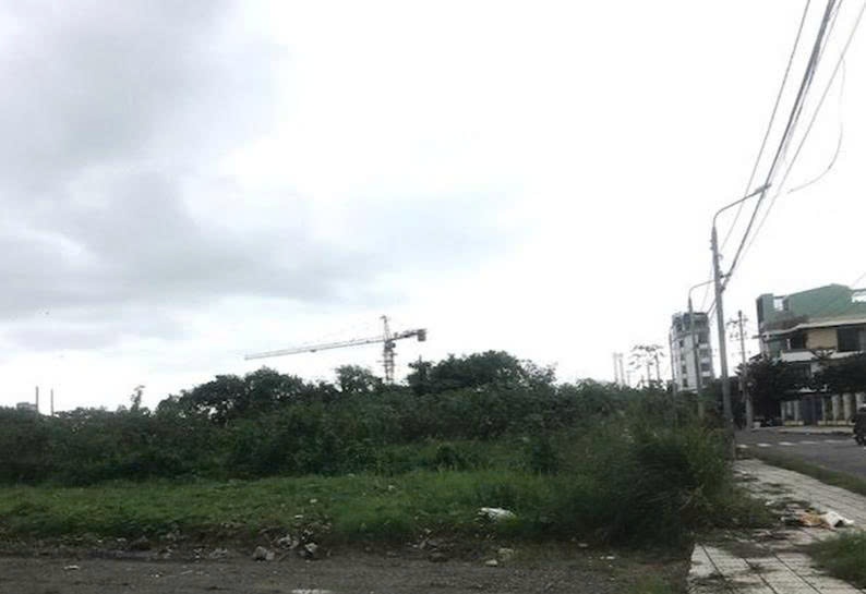 Điểm tin xây dựng - bất động sản ngày 3/11: HoREA đề xuất nâng mức xử phạt với người bỏ cọc đấu giá đất