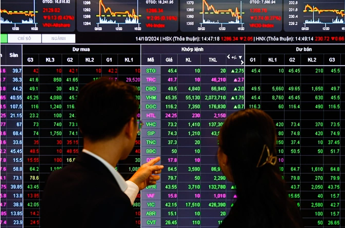 Cơn sóng IPO năm 2025: Nhà đầu tư cần cẩn trọng trước khi xuống tiền- Ảnh 1. Cơn sóng IPO năm 2025: Nhà đầu tư cần cẩn trọng trước khi xuống tiền- Ảnh 1.