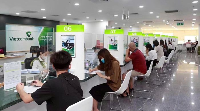 Ngân hàng Việt Nam Quý III/2025: Lợi nhuận tăng mạnh, nợ xấu vẫn là điểm cần lưu ý- Ảnh 2.