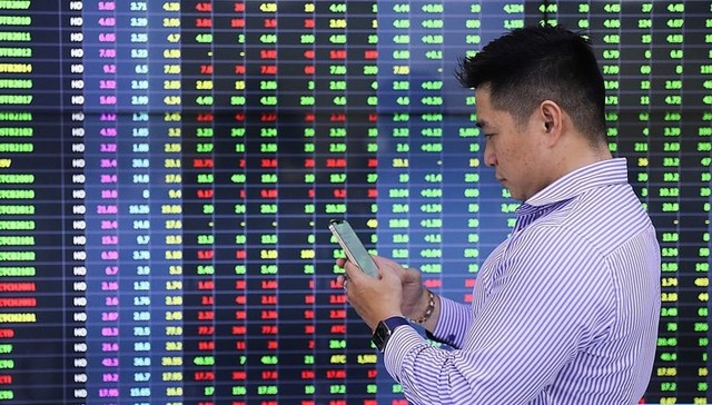 VIC dẫn sóng, VN-Index vượt 1.717 điểm sau phiên giằng co mạnh- Ảnh 2.