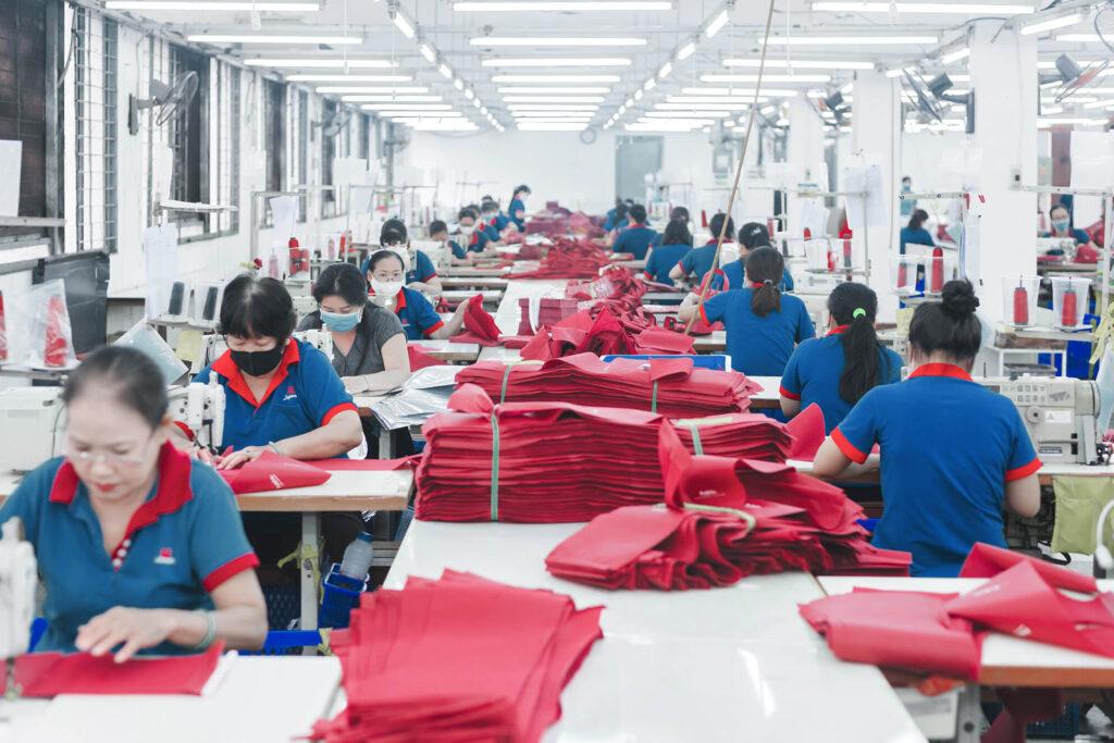 Giày da và May mặc Xuất khẩu