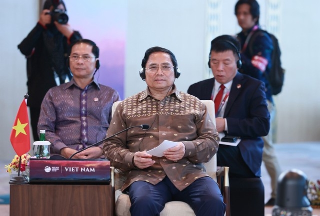 Thủ tướng Chính phủ Phạm Minh Chính tham dự Phiên họp hẹp Hội nghị cấp cao ASEAN 42