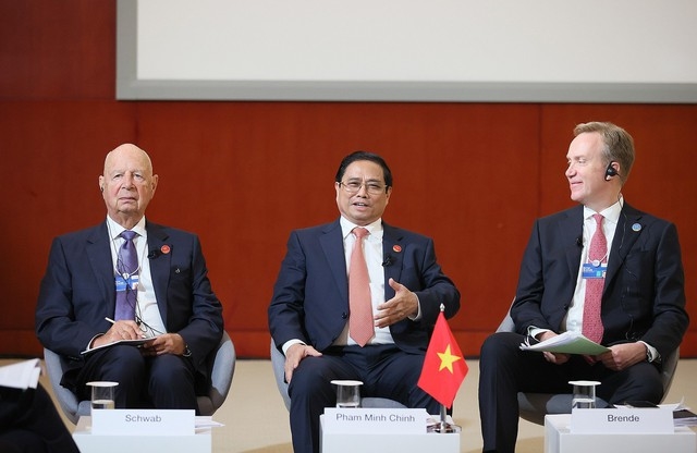 Thủ tướng Chính phủ Phạm Minh Chính đã dẫn đầu đoàn đại biểu cấp cao Chính phủ Việt Nam tham dự và phát biểu tại Đối thoại chiến lược quốc gia Việt Nam và Diễn đàn kinh tế thế giới (WEF)