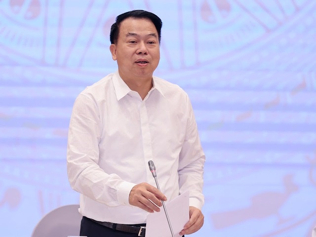 Thứ trưởng Bộ Tài chính Nguyễn Đức Chi thông tin về việc thanh tra toàn diện thị trường bảo hiểm nhân thọ - Ảnh: VGP