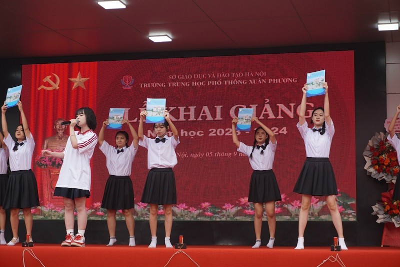 Từng bước nâng tầm và vị thế của trường THPT Xuân Phương trong bản đồ giáo dục Thủ đô