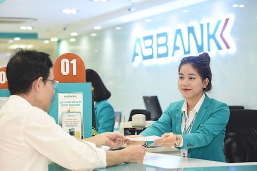 Điểm tin ngân hàng ngày 30/8: Doanh nghiệp của đại gia Vũ Văn Tiền nắm hơn 17% cổ phần ABBank