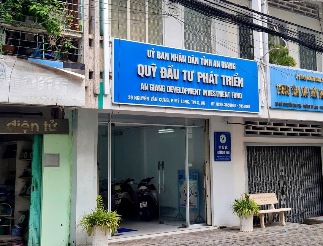 Điểm tin ngân hàng ngày 25/9: Đề xuất tăng hơn 20.000 tỷ đồng vốn cho Vietcombank