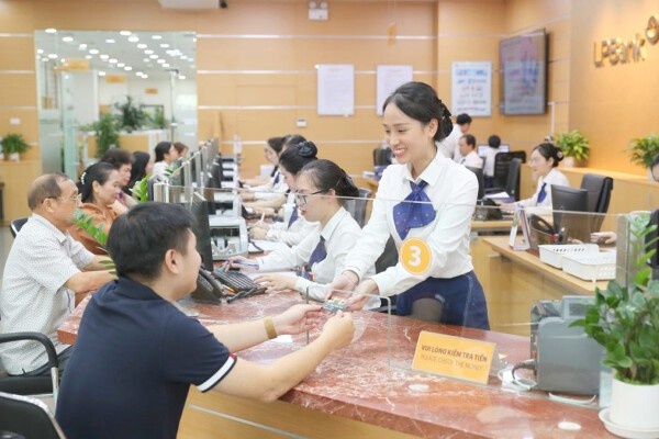 Điểm tin ngân hàng ngày 5/10: LPBank tăng mạnh lãi suất tiết kiệm