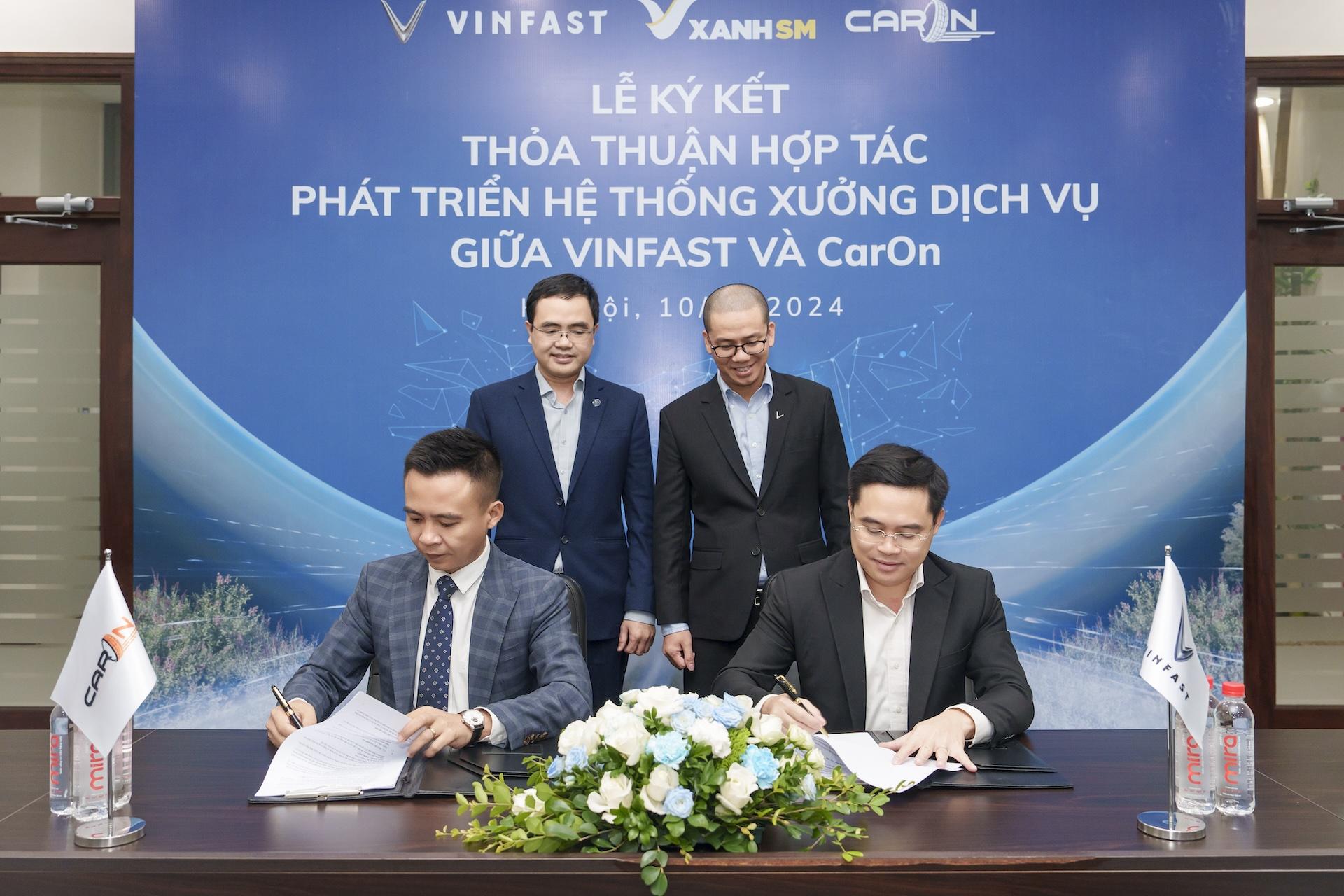 Lễ ký kết thoả thuận hợp tác giữa VinFast và CarOn