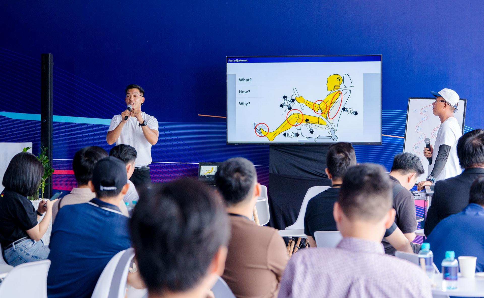 Chuyên gia hướng dẫn chi tiết về các sa hình và kỹ thuật lái xe. 6