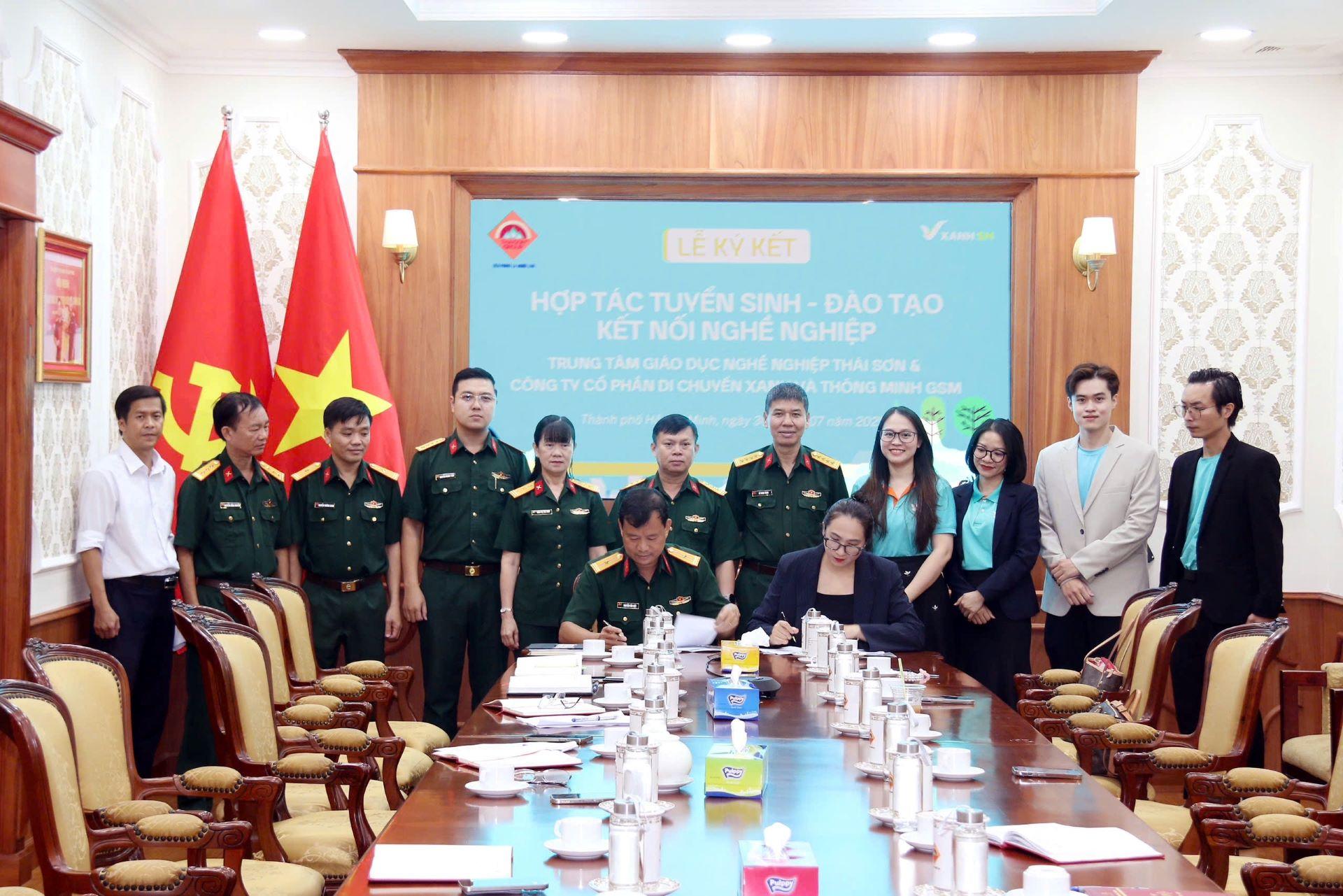 Anh 1 (2)