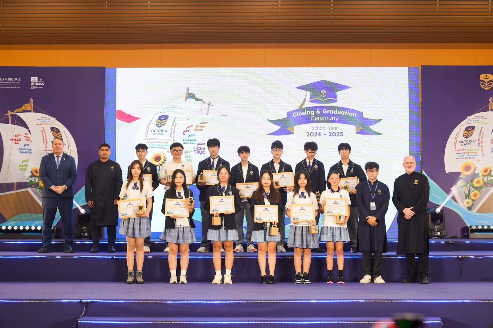 Lễ tổng kết năm học 2024 – 2025 của Victoria School: