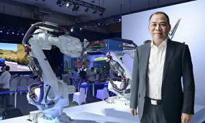 Tỷ phú Phạm Nhật Vượng bước vào sân chơi robot: Sắp sản xuất người máy 'Made in Vietnam' đầu tiên