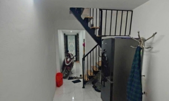 Nhà mặt tiền 1,3m rao bán hơn 3 tỉ: Chỉ có ở trung tâm Hà Nội?