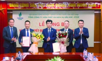 PVChem công bố và trao quyết định bổ nhiệm hai Phó Tổng Giám đốc