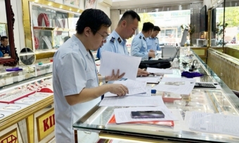 Ngày 9/9/2025 thanh tra việc chấp hành pháp luật của các doanh nghiệp kinh doanh vàng
