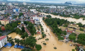 Mưa lớn gây ngập lụt diện rộng tại Thái Nguyên