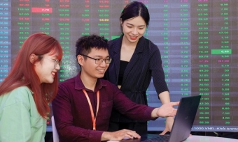 Cổ phiếu nào dẫn sóng giúp VN-Index tăng gần 35 điểm trong phiên 4/11?