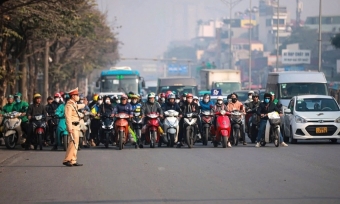 Hà Nội sẽ cấm xe máy xăng theo giờ ở những khu vực nào?