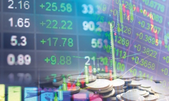 VN-Index vượt mốc 1.730 điểm nhờ dòng tiền ngoại đổ mạnh vào ngân hàng