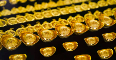 Thêm một phiên giảm, giá vàng thế giới chạm mức thấp nhất trong vòng hơn hai năm