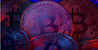 Bitcoin đạt mức 62.000 USD điều gì đang diễn ra trên thị trường tiền điện tử?
