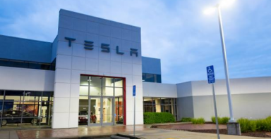 Lần đầu tiên Tesla sụt giảm doanh số bán xe trong gần bốn năm