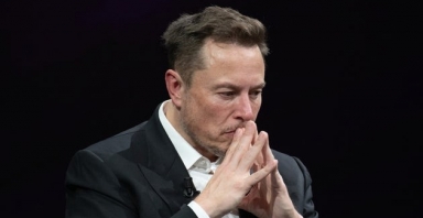 Elon Musk mất 21,7 tỷ USD chỉ trong 1 ngày